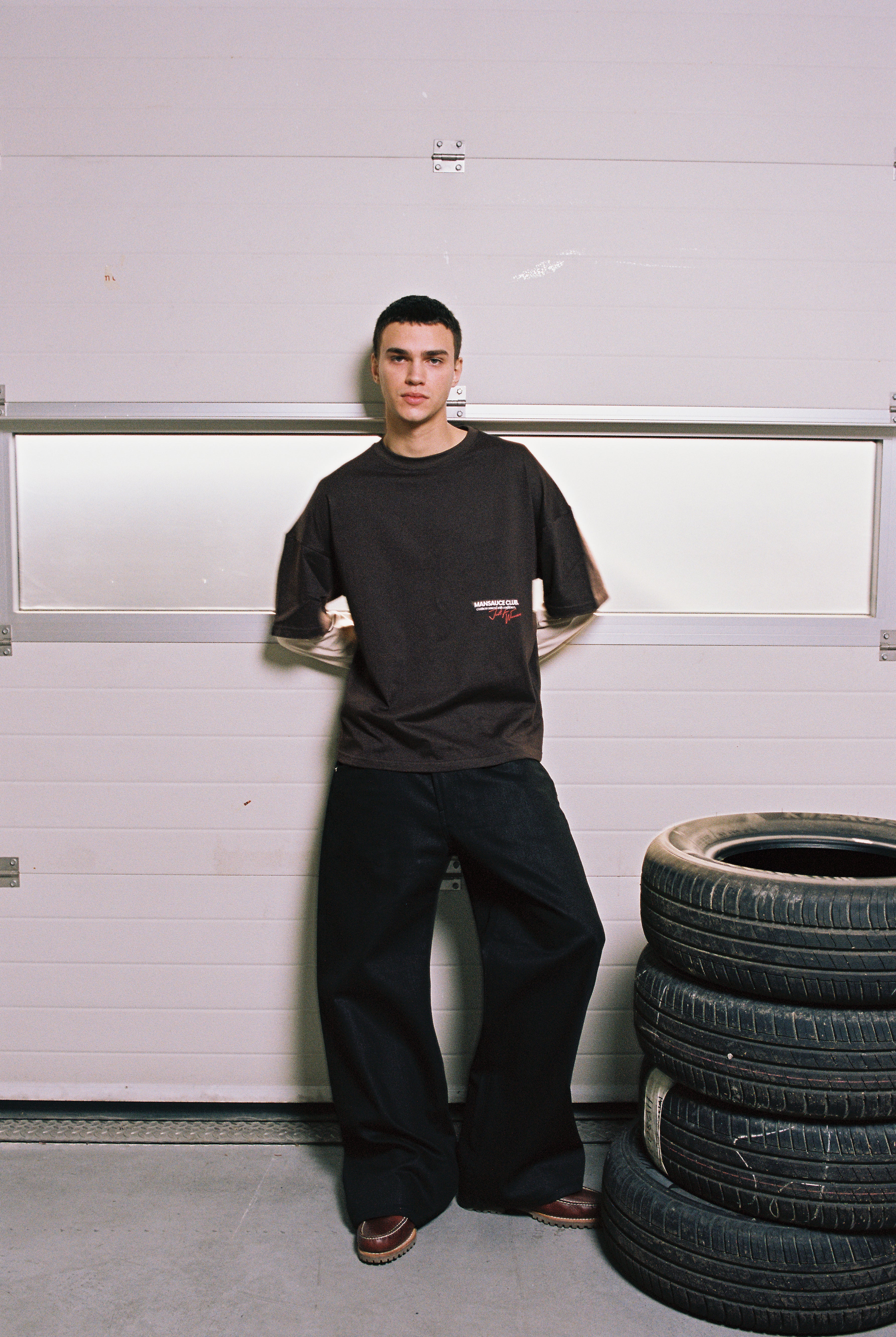 "77" Double Tee - Mocha Brown