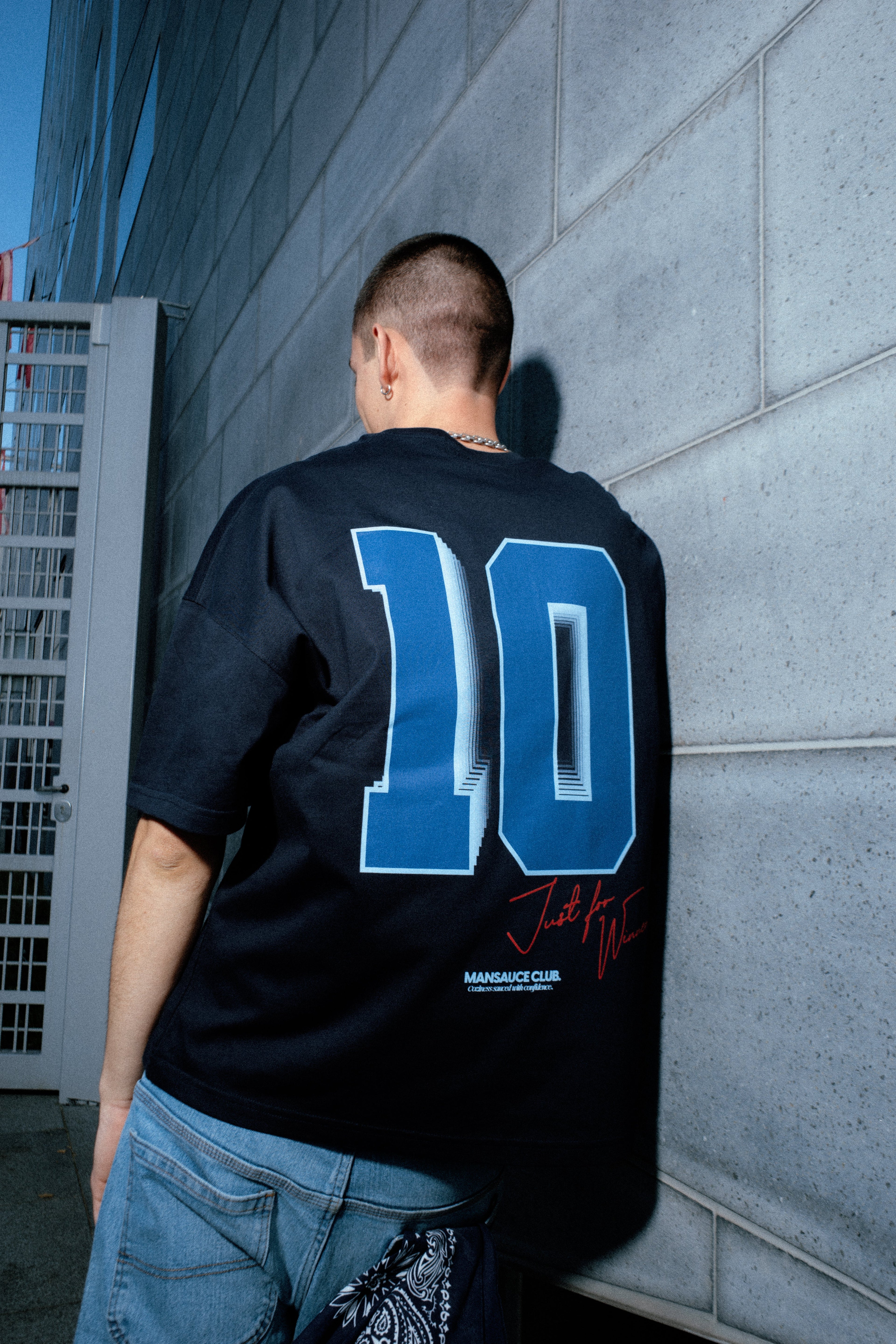 "10" T-Shirt - Navy Blue